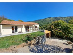 Villa et Terrain de 2650 m2 en Cévennes