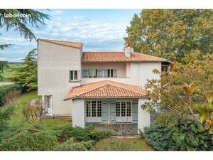 Villa 6 pièces 200 m²