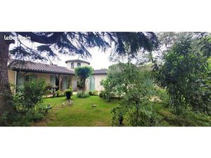 Propriété en viager 8 pièces 196 m²