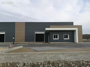 Local d'activité stockage 420 m2