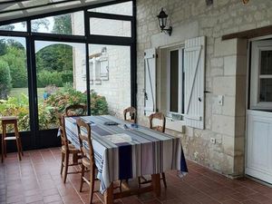 Ancienne ferme et dépendances rénovées 7920 m2 de terrain