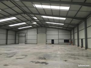 462m² - TERRASSON - Zone Artisanale - Bureaux & Entrepôt