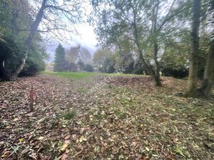 Terrain de 2035 m² à Ploërmel (56800)