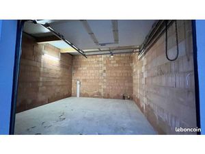 Garage ou box de 39 m²