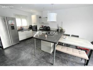 Maison 5 pièces 93 m²
