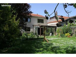 Maison de 180 m² avec grand jardin