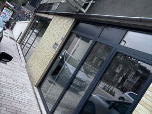 Local commercial 80 m² – Vitrine neuve – Emplacement idéal (Tulle  face à l’hôpital)