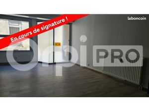 Bureau 90 m²