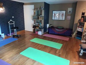 Salle de 26m2 en parquet