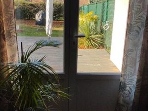 Duplex 2 chambres en rez-de-jardin avec terrasse 30m²  jardin  2 parkings privés  cuisine 