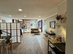 Local commercial avec locataire en place