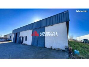 Local d'activité 1 200 m²