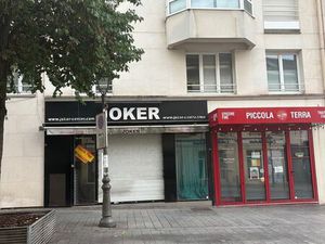 Boutique 235 m² SURESNES