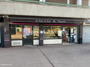 Local commercial 102 m²