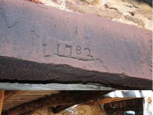 Terrain 1 57 ares avec ruines dans hameau hauts cantons hérault