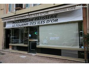 Local commercial 157 m² Hyères