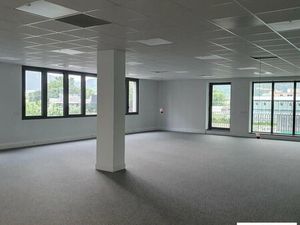 Bureaux 198 m²