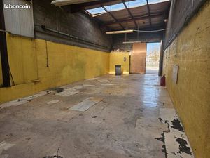 Local d'activité en location