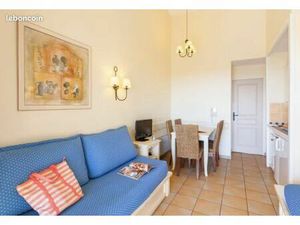 T2 45m² terrasse couverte vue mer / Résidence Les Restanques de Saint Tropez / parking séc