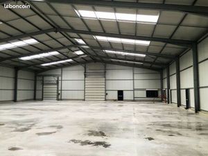 Emplacement parking à louer