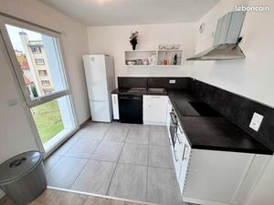 Bel appartement 3 pieces de 61m² avec balcon et parking centre ville