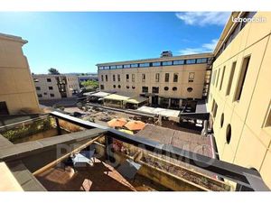 Local commercial 72 m² Aix-en-Provence