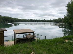Vends propriété avec lac