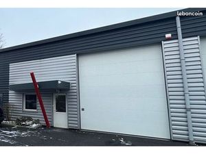 Local 475 m² Roche-la-Molière