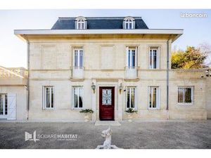 Château 14 pièces 420 m²
