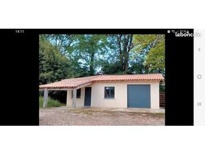 Local professionnel pour stockage