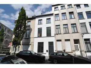 Maison de maître pleine de caractère au cœur de Zurenborg