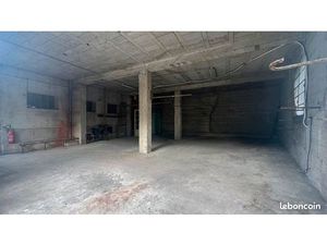 Entrepôt 100m² à louer