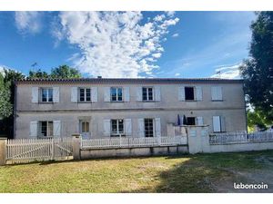 Maison 9 pièces 202 m²