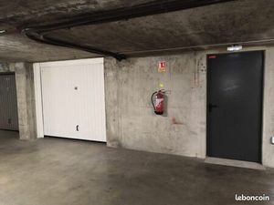 Location d’un garage-box avec ouverture frontale