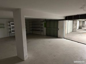 Location garage 4/5 places