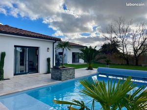 Villa lumineuse avec piscine & studio independant - cadre ideal pour vivre ou travailler