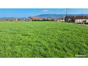 Terrain constructible CUISEAUX