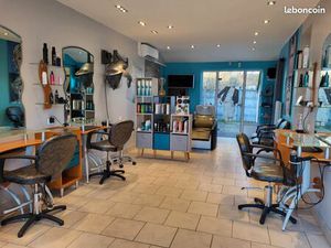 Vends salon de coiffure