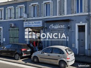 Local commercial 42 m²