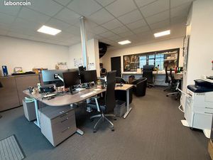 À louer – Local d’activité 140 m² – Mérignac (Zone Vert Castel)