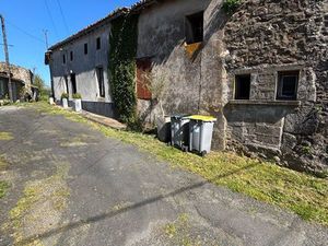 2 maisons et dépendance