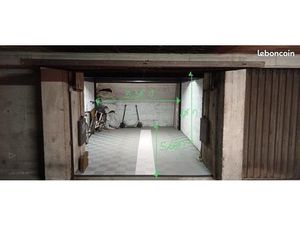 GARAGE AVEC RANGEMENT route vignière Parmelan triangle d’or