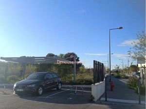 Place de parking à Louer