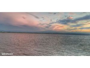 « Imaginez-vous comme sur un bateau lac à vos pieds et vue magique sur le Canigou… un bien