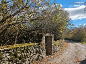 Magnifique terrain constructible à Homs