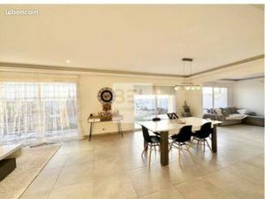 Maison à étage 156m