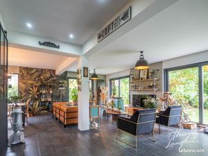 Villa 7 pièces 199 m²