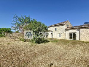 Maison en pierre à MONCONTOUR 86