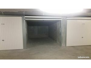 Garages/Box Lyon 8 (Maison de la danse)