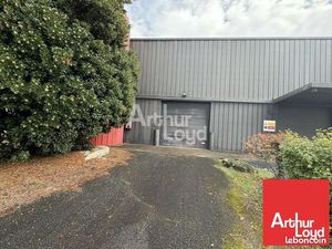 Local d'activité 200 m²